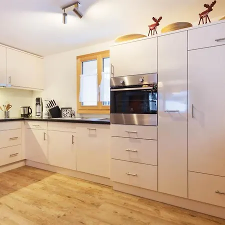 Bristolino By Interhome Appartement Saas Fee